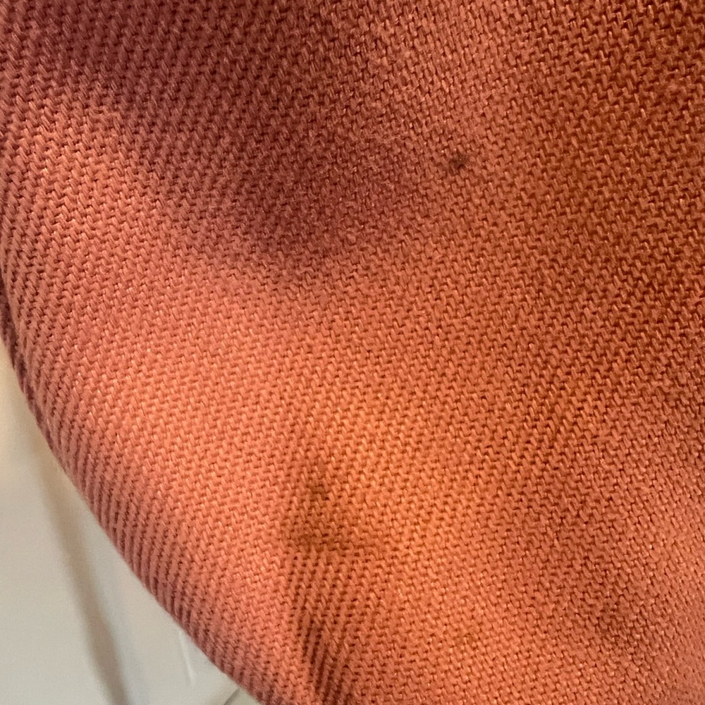Burberry reversible Pink Tote with Gold Details - Picture 5 of 10